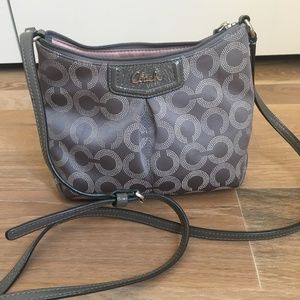Authentic Coach Ashley Op Art Swingpack Crossbody